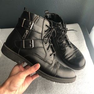 Monte Combat boots 9.5